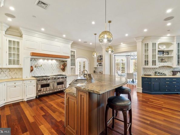 1045 Waverly Road, Gladwyne PA 19035