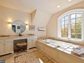 1045 Waverly Road, Gladwyne PA 19035