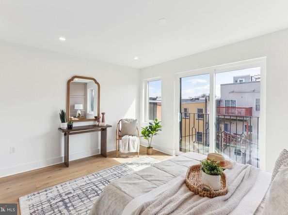 1929 W George Street, Philadelphia PA 19130