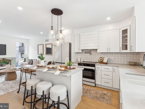 1929 W George Street, Philadelphia PA 19130