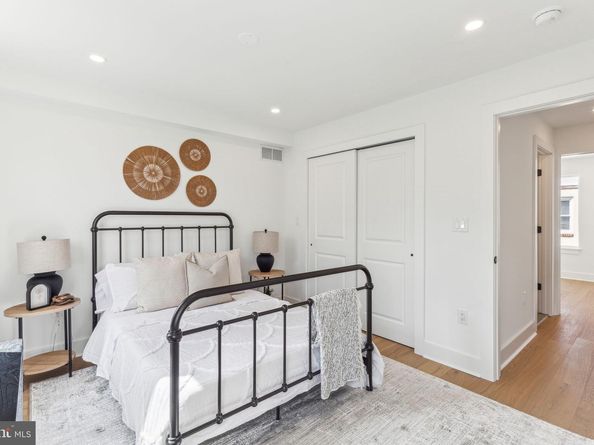 1929 W George Street, Philadelphia PA 19130