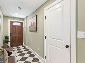 1929 W George Street, Philadelphia PA 19130