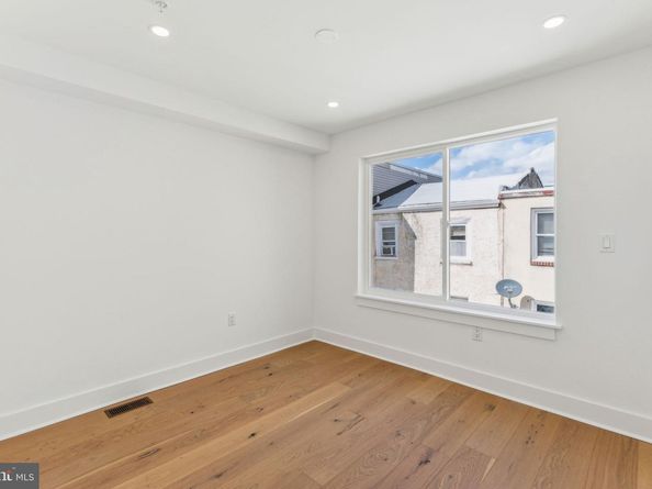 1929 W George Street, Philadelphia PA 19130