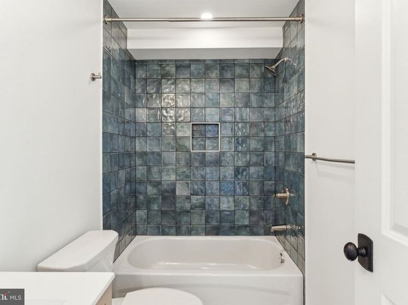 1929 W George Street, Philadelphia PA 19130