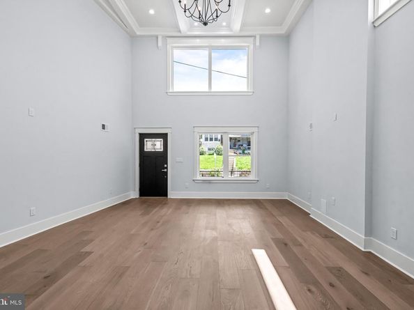 308 Fountain Street, Philadelphia PA 19128
