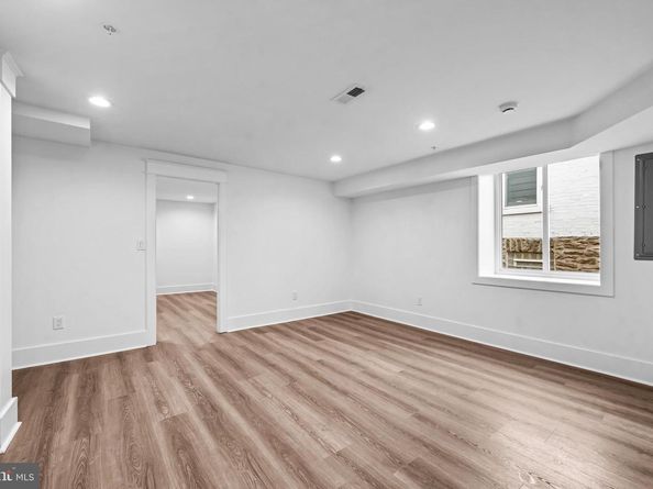 308 Fountain Street, Philadelphia PA 19128