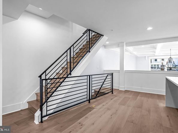 308 Fountain Street, Philadelphia PA 19128