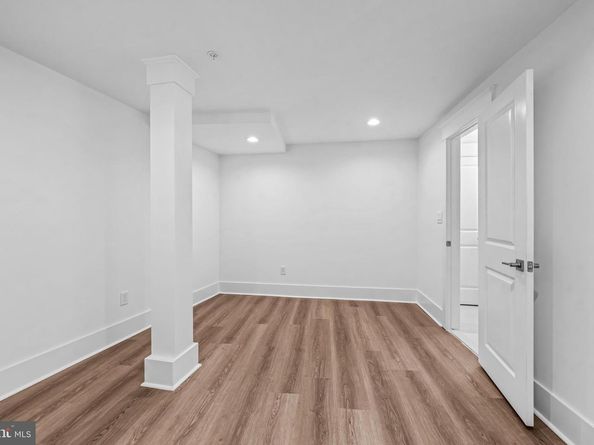 308 Fountain Street, Philadelphia PA 19128