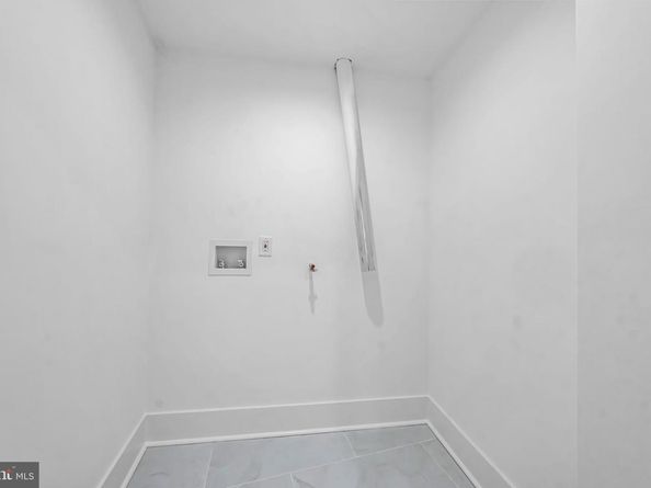 308 Fountain Street, Philadelphia PA 19128