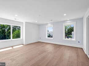 308 Fountain Street, Philadelphia PA 19128