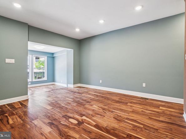 1125 S 55TH Street, Philadelphia PA 19143