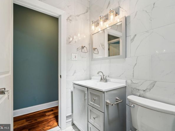 1125 S 55TH Street, Philadelphia PA 19143