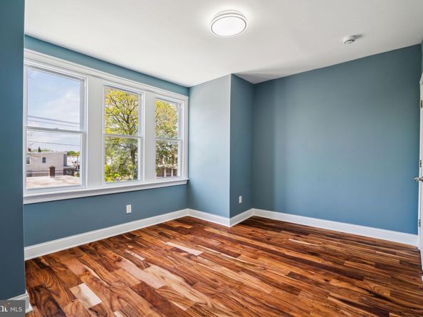 1125 S 55TH Street, Philadelphia PA 19143