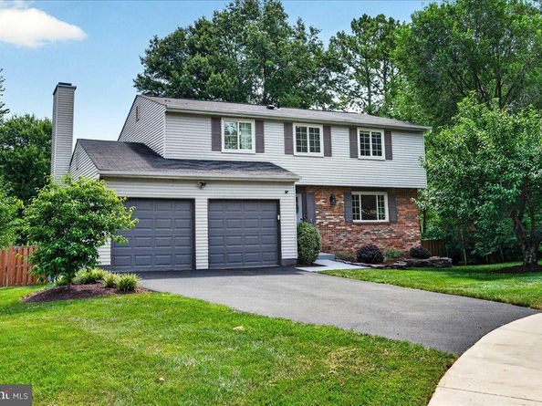 1104 Clarke Street, Herndon VA 20170