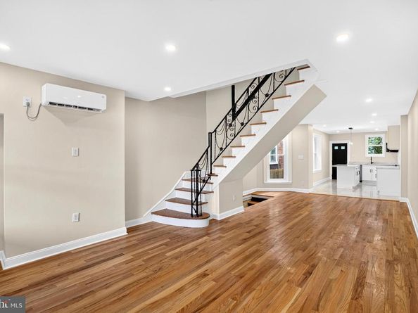 1717 N 61st Street, Philadelphia PA 19151