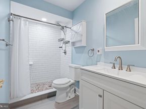 9223 Marsden Street, Philadelphia PA 19114