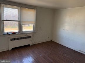 724 Ashland Avenue, Crum Lynne PA 19022