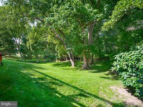 543 Foxglove Lane, Wynnewood PA 19096