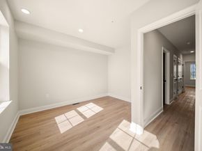 4013 Marilyn Drive A95, Philadelphia PA 19131