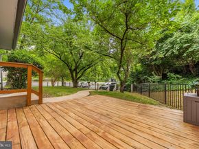 2360 S Arlington Ridge Road, Arlington VA 22202