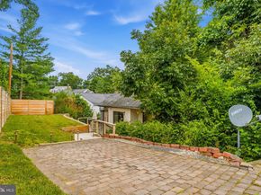 2360 S Arlington Ridge Road, Arlington VA 22202