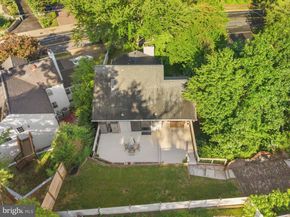 2360 S Arlington Ridge Road, Arlington VA 22202