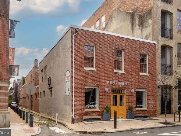 141 N 2nd Street 1B, Philadelphia PA 19106