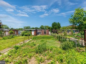 652 Rector Street, Philadelphia PA 19128