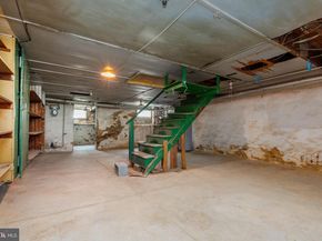 652 Rector Street, Philadelphia PA 19128