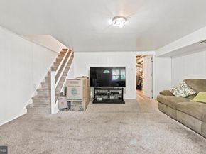 7520 Valley Avenue, Philadelphia PA 19128