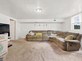 7520 Valley Avenue, Philadelphia PA 19128