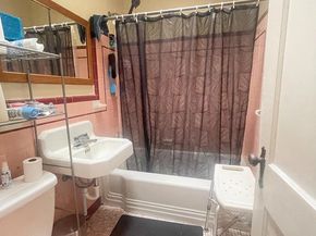890 Carver Street, Philadelphia PA 19124