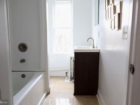 445 W Hansberry Street, Philadelphia PA 19144