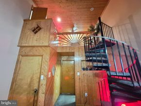 8908 Springview Road, Philadelphia PA 19111