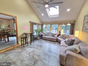 8908 Springview Road, Philadelphia PA 19111