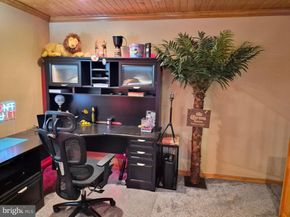 8908 Springview Road, Philadelphia PA 19111