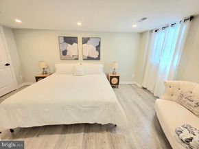 6065 Munson Hill Road, Falls Church VA 22044