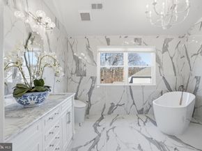 10500 Coving Cross Lane, Vienna VA 22182