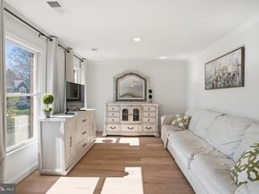 10500 Coving Cross Lane, Vienna VA 22182