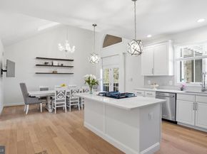 10500 Coving Cross Lane, Vienna VA 22182