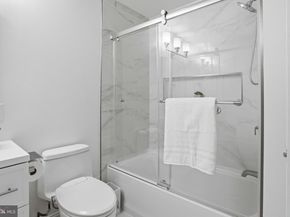 10500 Coving Cross Lane, Vienna VA 22182