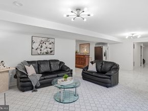 10500 Coving Cross Lane, Vienna VA 22182