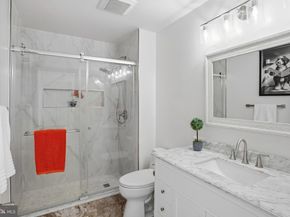 10500 Coving Cross Lane, Vienna VA 22182