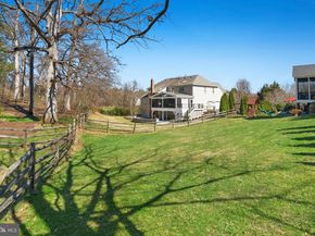 10500 Coving Cross Lane, Vienna VA 22182