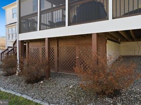 10500 Coving Cross Lane, Vienna VA 22182