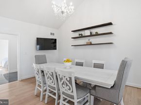 10500 Coving Cross Lane, Vienna VA 22182