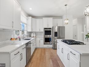 10500 Coving Cross Lane, Vienna VA 22182