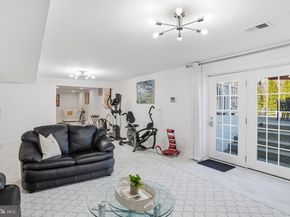 10500 Coving Cross Lane, Vienna VA 22182