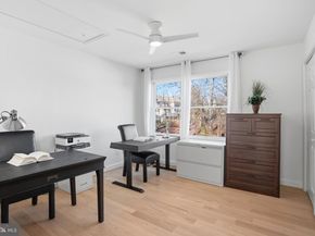 10500 Coving Cross Lane, Vienna VA 22182