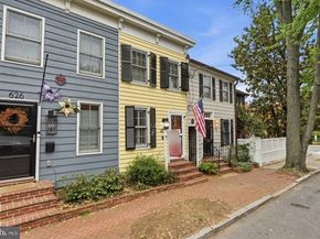 628 S Saint Asaph Street, Alexandria VA 22314